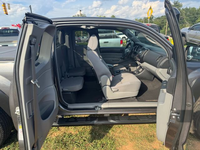2012 Toyota Tacoma PreRunner