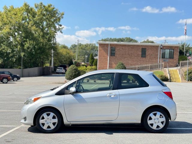 2012 Toyota Yaris LE