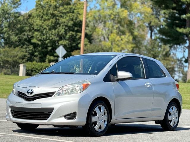 2012 Toyota Yaris LE