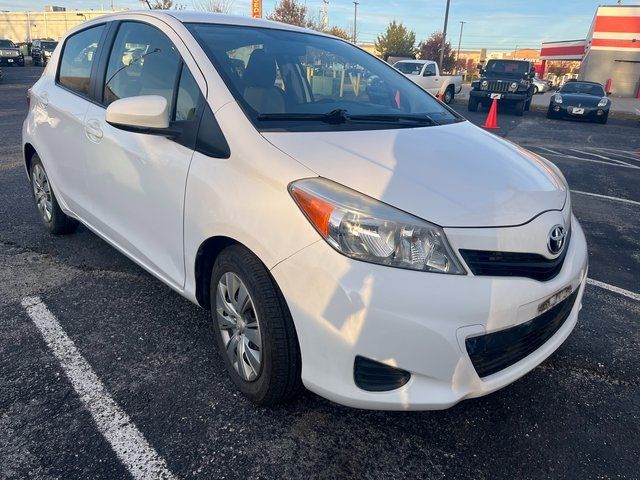 2012 Toyota Yaris L