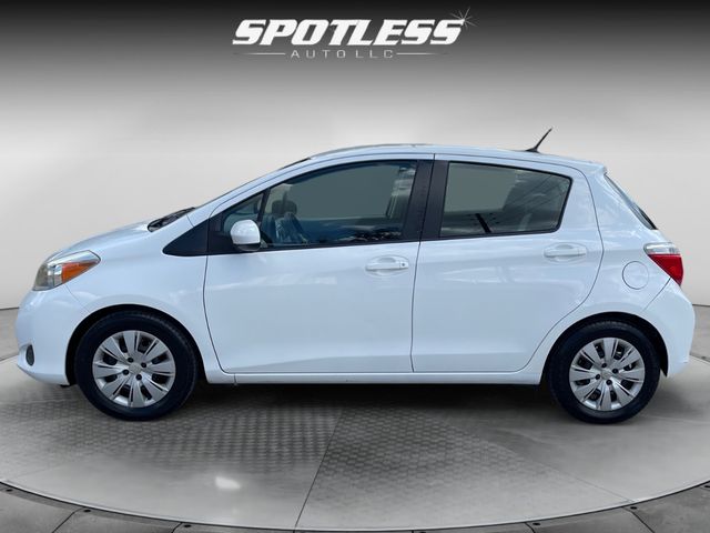 2012 Toyota Yaris SE