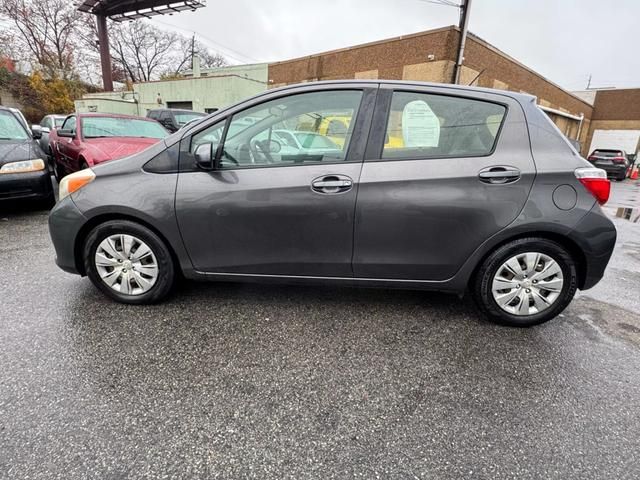 2012 Toyota Yaris SE