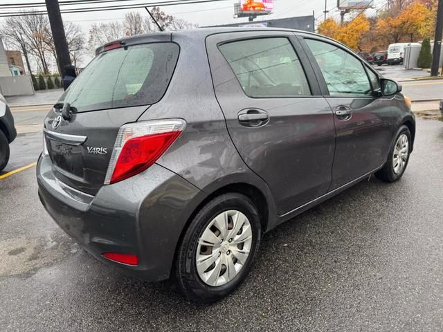 2012 Toyota Yaris SE