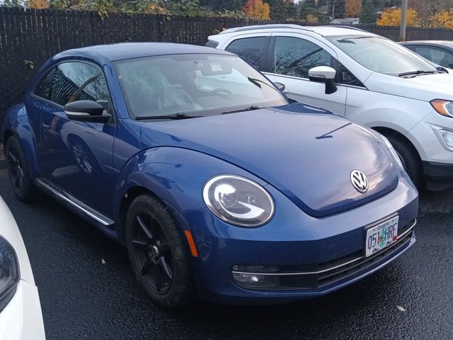 2012 Volkswagen Beetle 2.0T Turbo Navigation PZEV