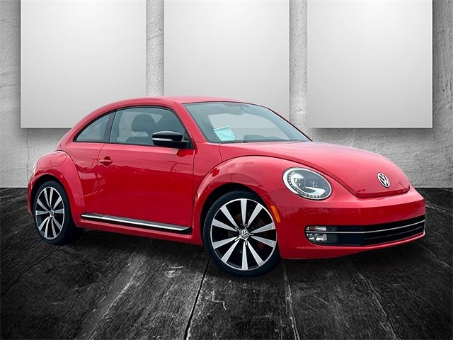 2012 Volkswagen Beetle 2.0T Turbo Navigation PZEV