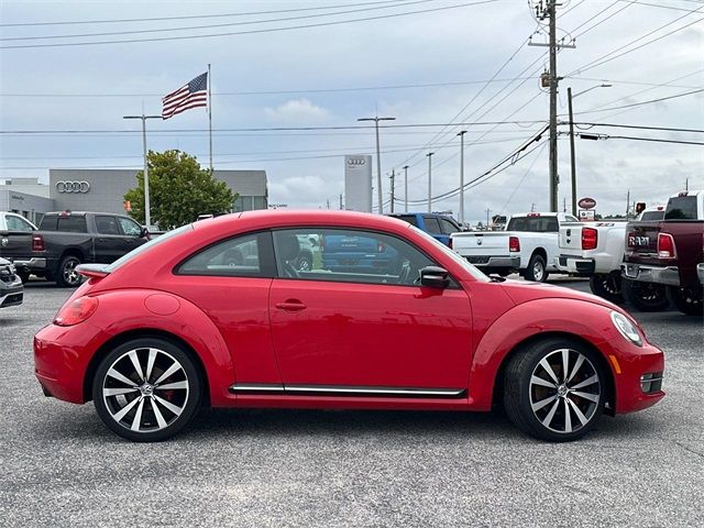 2012 Volkswagen Beetle 2.0T Turbo Navigation PZEV