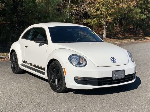 2012 Volkswagen Beetle Entry PZEV