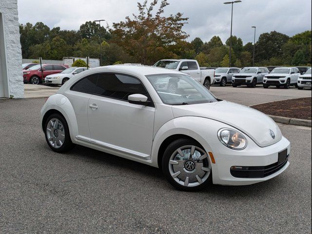 2012 Volkswagen Beetle 2.5L Navigation PZEV