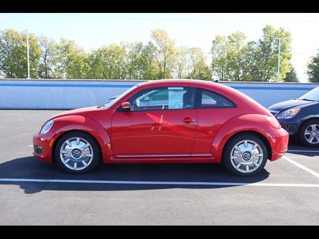 2012 Volkswagen Beetle 2.5L Navigation PZEV