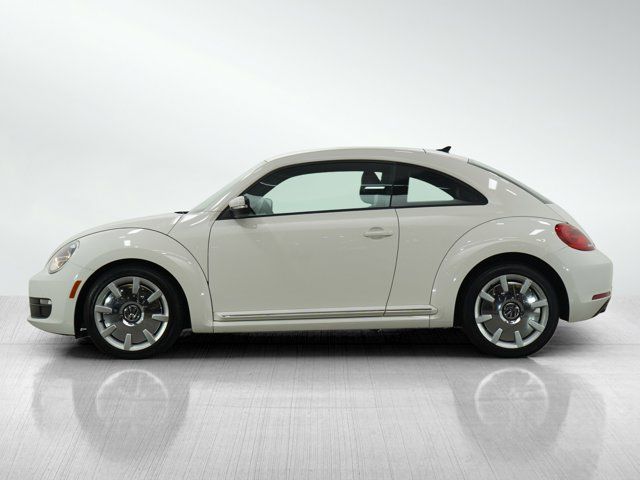 2012 Volkswagen Beetle 2.5L Navigation PZEV