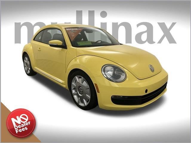 2012 Volkswagen Beetle 2.5L Navigation PZEV