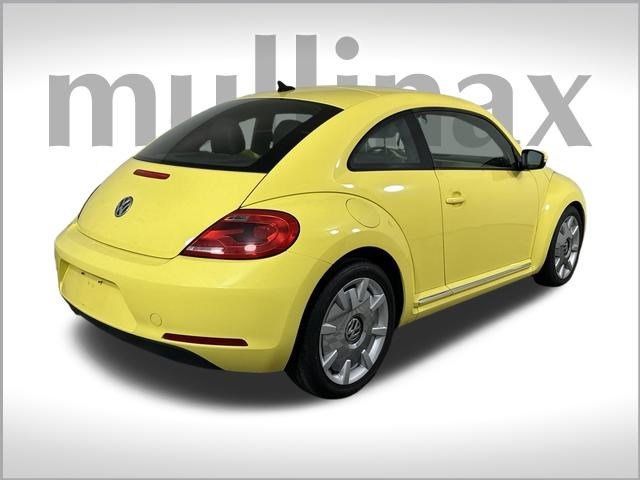 2012 Volkswagen Beetle 2.5L Navigation PZEV