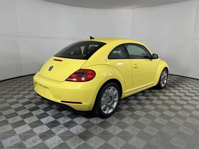 2012 Volkswagen Beetle 2.5L Navigation PZEV