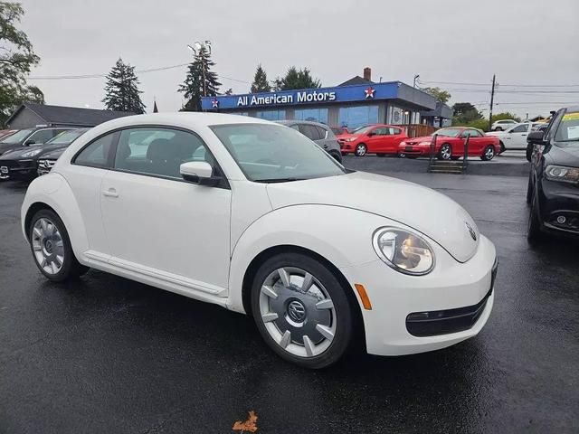 2012 Volkswagen Beetle 2.5L Navigation PZEV