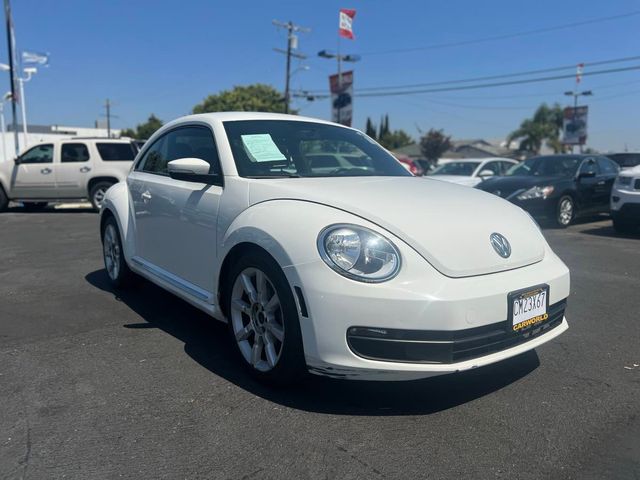 2012 Volkswagen Beetle 2.5L Navigation PZEV