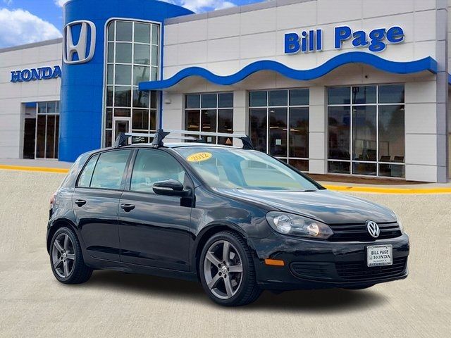 2012 Volkswagen Golf Base