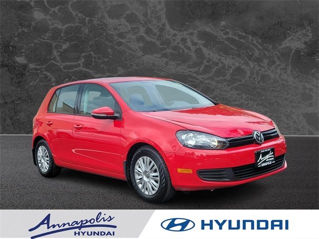 2012 Volkswagen Golf Base