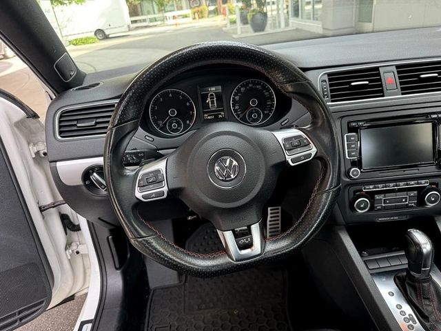 2012 Volkswagen GLI Autobahn PZEV