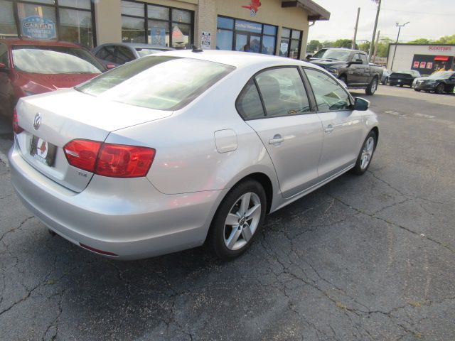 2012 Volkswagen Jetta TDI Premium