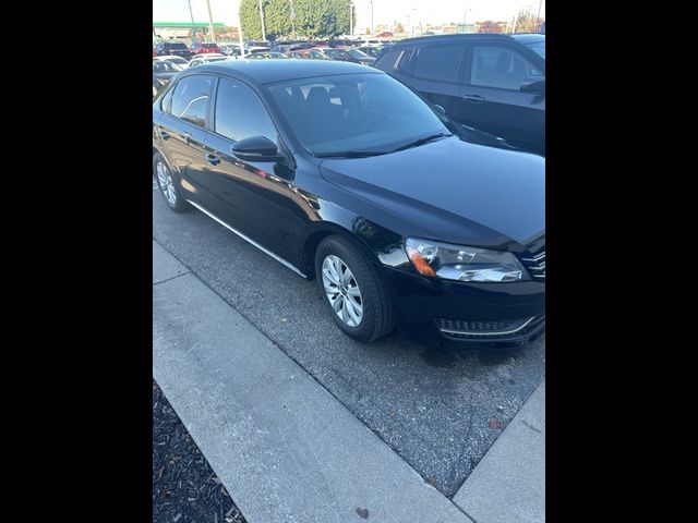 2012 Volkswagen Passat S Appearance