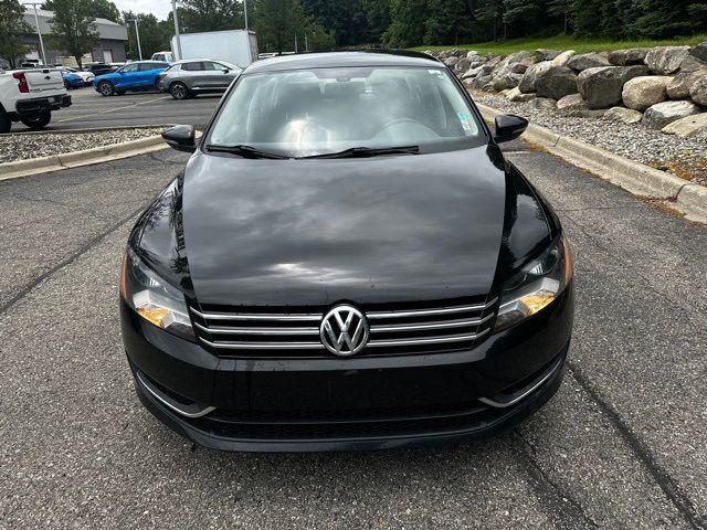 2012 Volkswagen Passat S Appearance