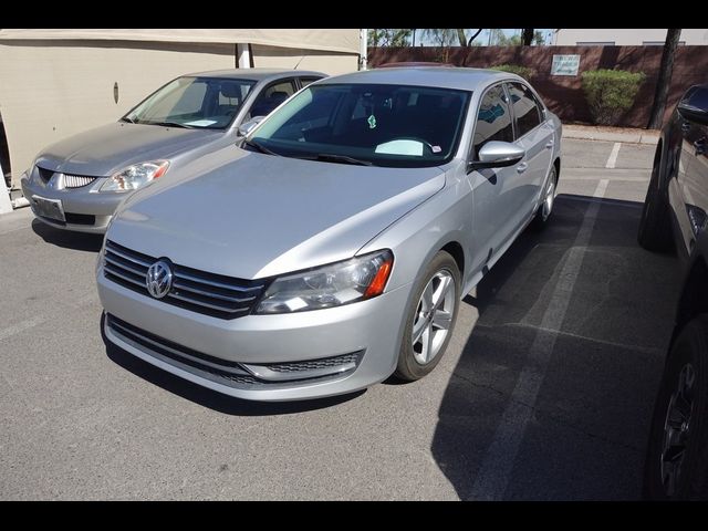 2012 Volkswagen Passat SE