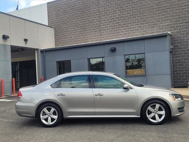 2012 Volkswagen Passat SE