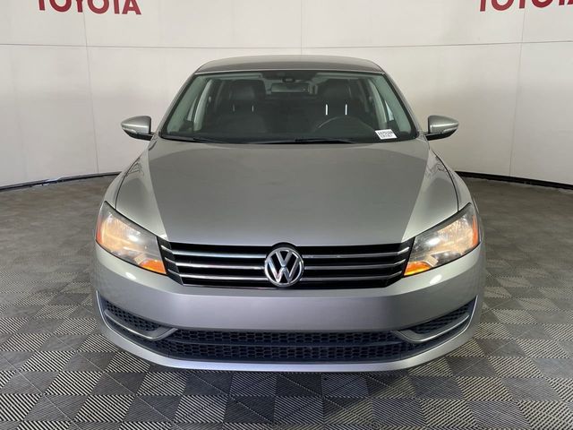 2012 Volkswagen Passat SE