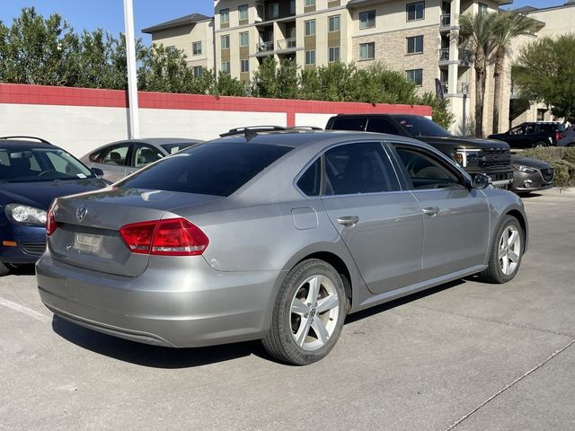 2012 Volkswagen Passat SE