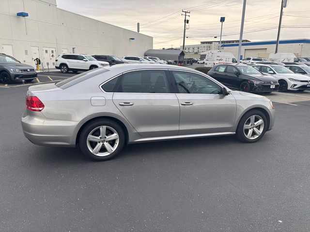 2012 Volkswagen Passat SE