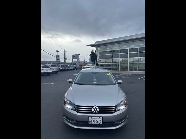 2012 Volkswagen Passat SE