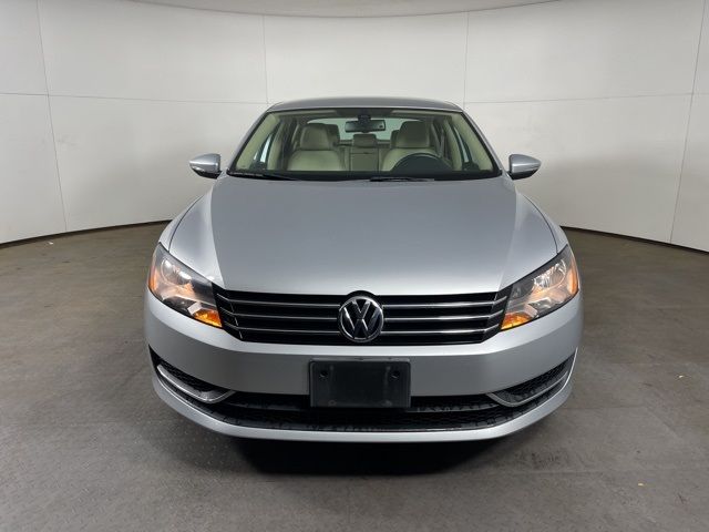 2012 Volkswagen Passat SE