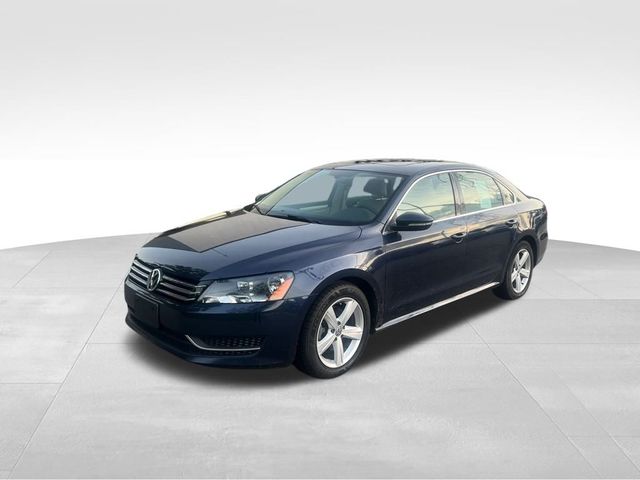 2012 Volkswagen Passat SE Navigation PZEV