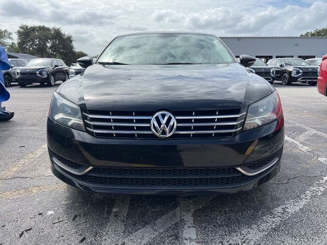 2012 Volkswagen Passat SEL