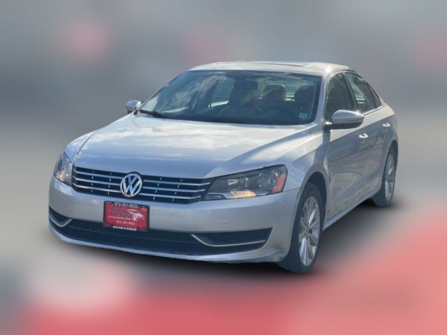 2012 Volkswagen Passat SEL