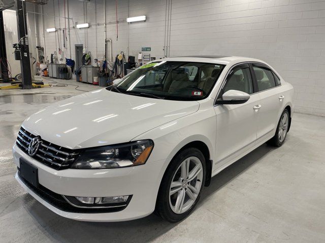 2012 Volkswagen Passat TDI SE Navigation