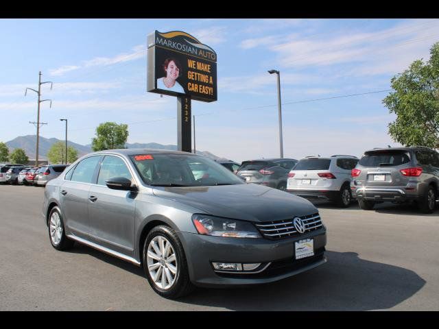 2012 Volkswagen Passat SEL Premium PZEV