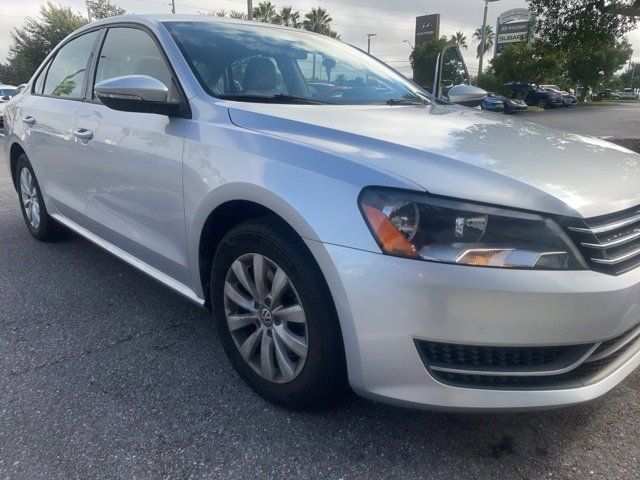 2012 Volkswagen Passat S Appearance