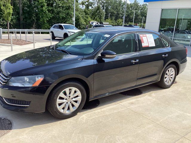 2012 Volkswagen Passat S Appearance