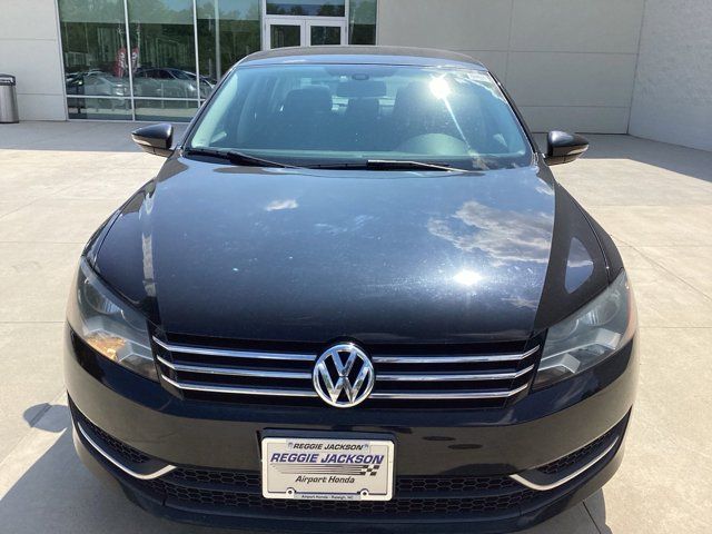 2012 Volkswagen Passat S Appearance