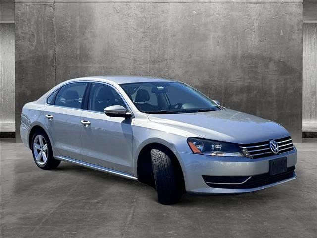 2012 Volkswagen Passat SE