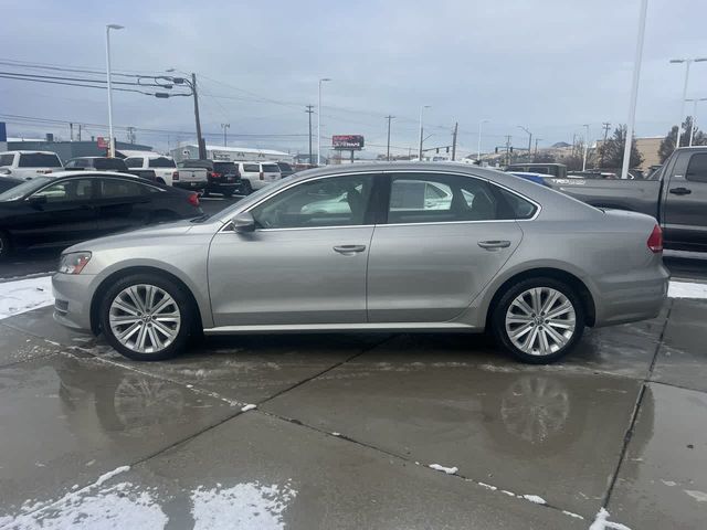 2012 Volkswagen Passat SE Navigation PZEV