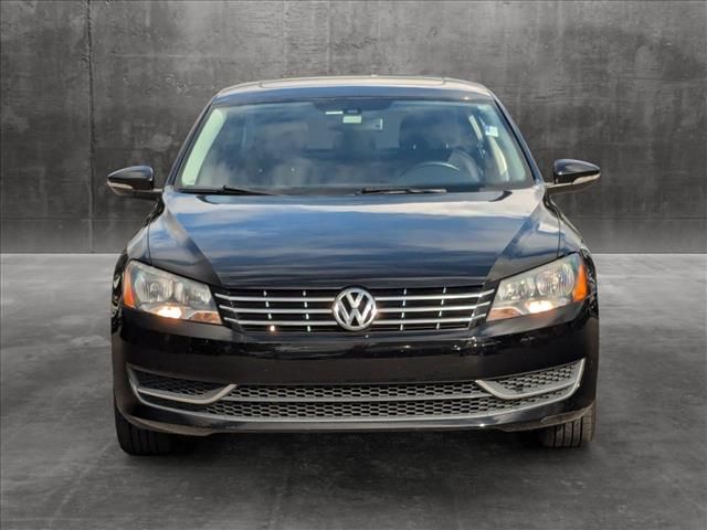 2012 Volkswagen Passat SEL