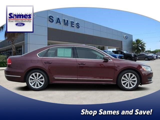 2012 Volkswagen Passat SEL