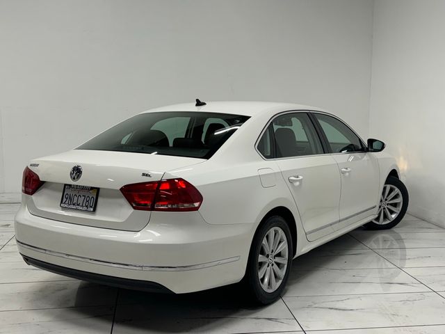 2012 Volkswagen Passat SEL