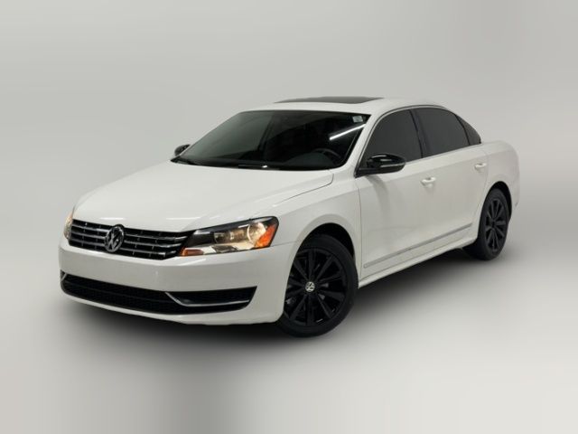 2012 Volkswagen Passat SEL