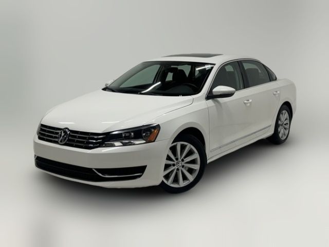 2012 Volkswagen Passat SEL