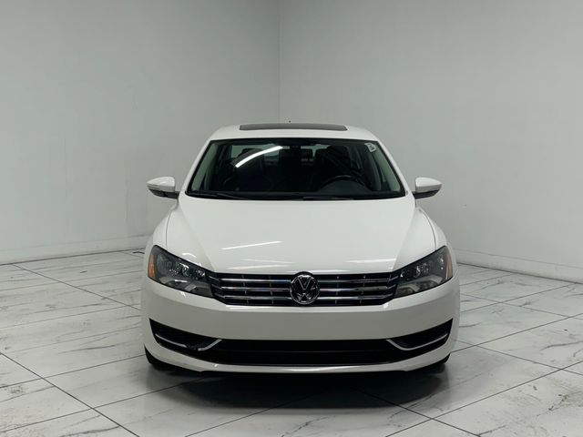 2012 Volkswagen Passat SEL