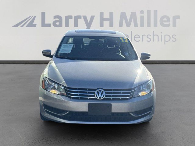 2012 Volkswagen Passat SEL