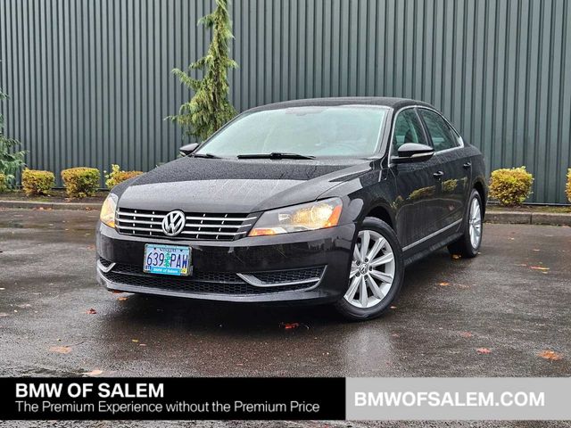 2012 Volkswagen Passat SEL